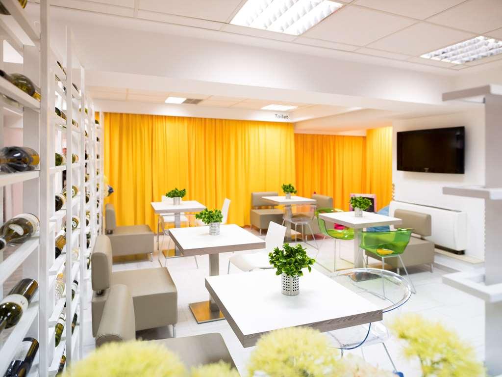 Ibis Styles Skopje Hotel ร้านอาหาร รูปภาพ