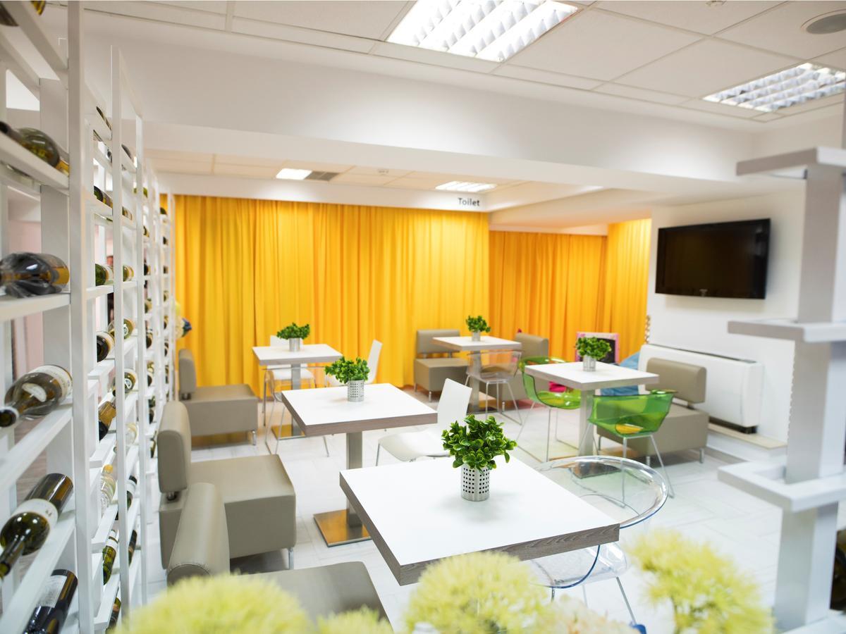 Ibis Styles Skopje Hotel ภายนอก รูปภาพ