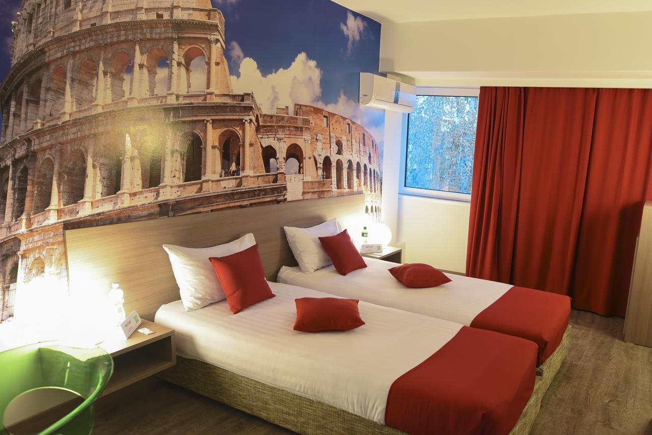 Ibis Styles Skopje Hotel ภายนอก รูปภาพ