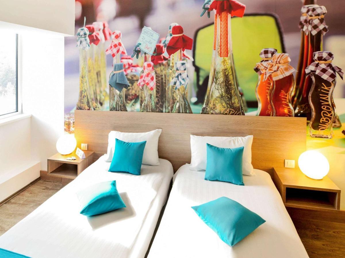 Ibis Styles Skopje Hotel ภายนอก รูปภาพ